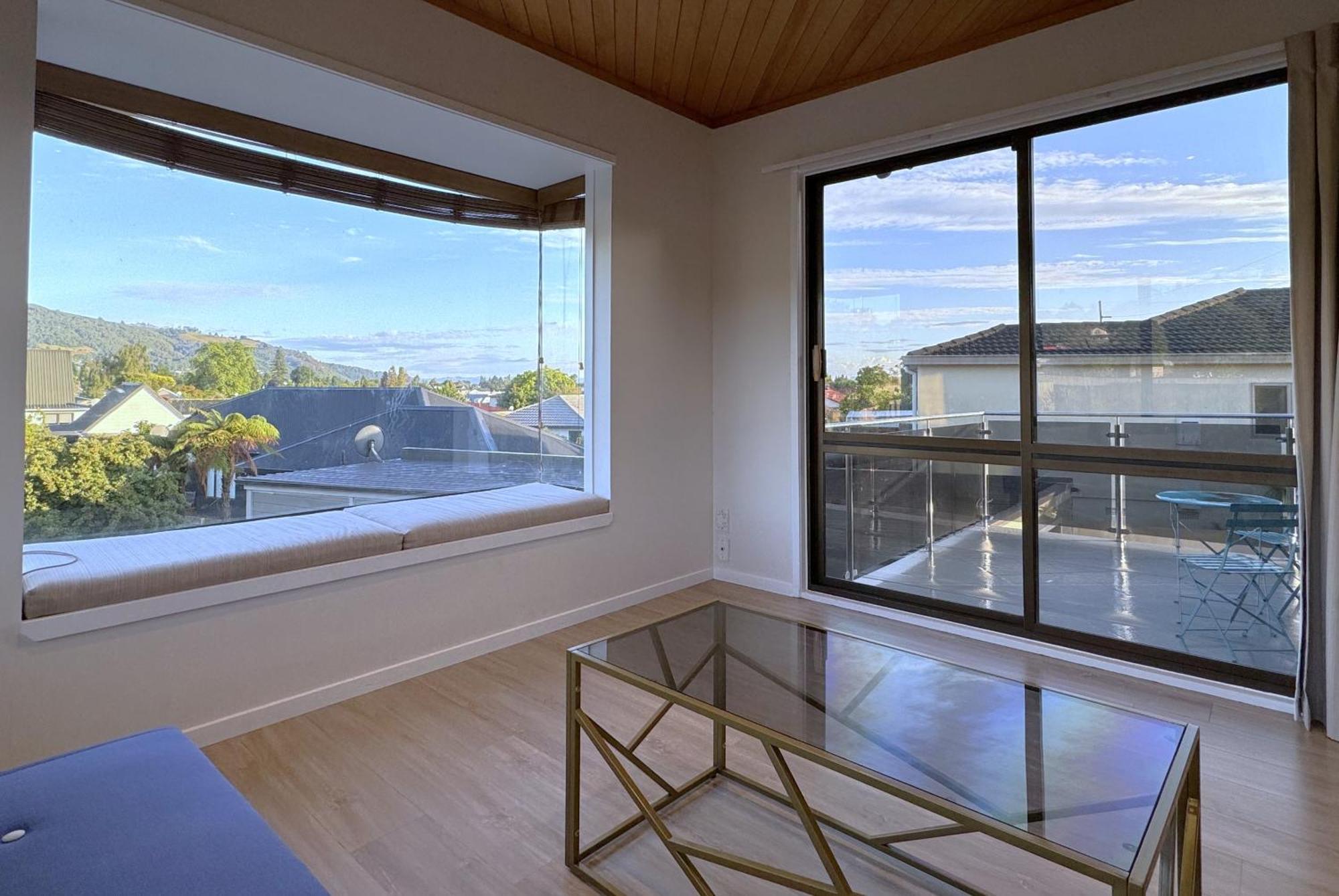 Spacious Retreat With Mountain View Distretto di Distretto di Rotorua Esterno foto